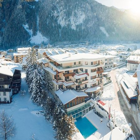 Hotel Alpine Hideaway Zillertalerhof Mayrhofen Zewnętrze zdjęcie